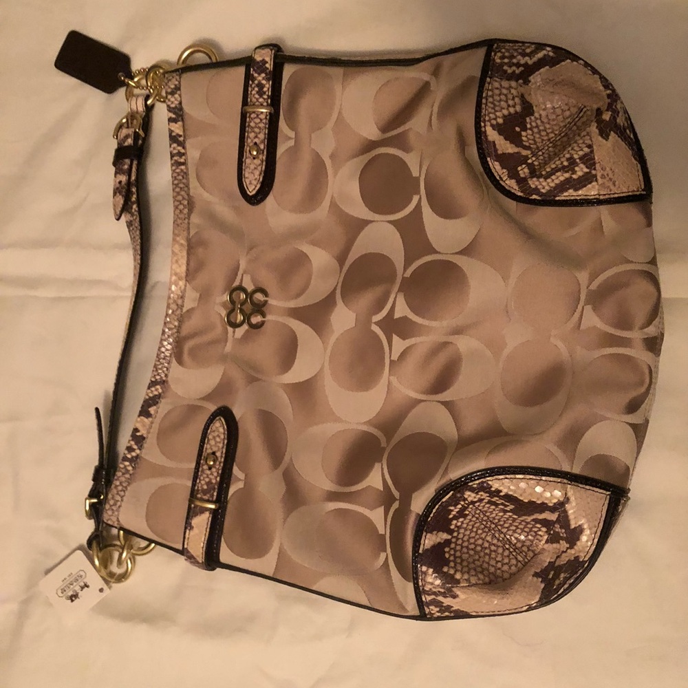 Coach Shoulder bag - Picture 9 of 12